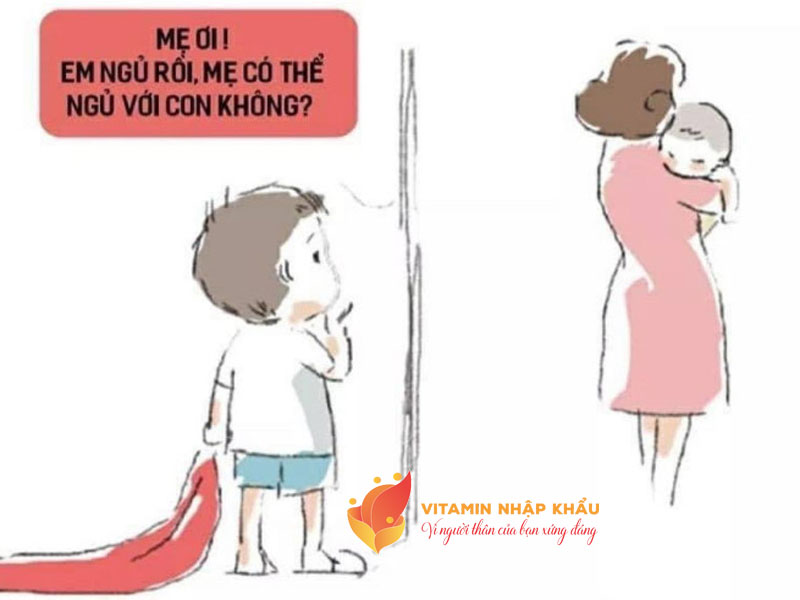 "Em ngủ rồi, mẹ cho con ngủ cùng mẹ được không?" "Em ngủ rồi, mẹ cho con ngủ cùng mẹ được không?"